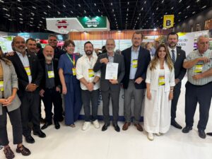 Waldyr Promícia toma posse como novo presidente da Abrafrutas durante a FruitAttraction São Paulo